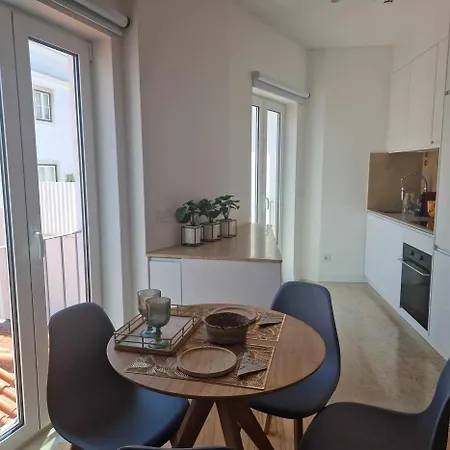 Inloveapartments - Luxury In Alfama Апартаменты *