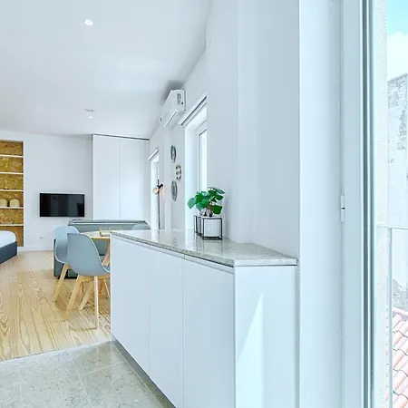 Апартаменты Inloveapartments - Luxury In Alfama